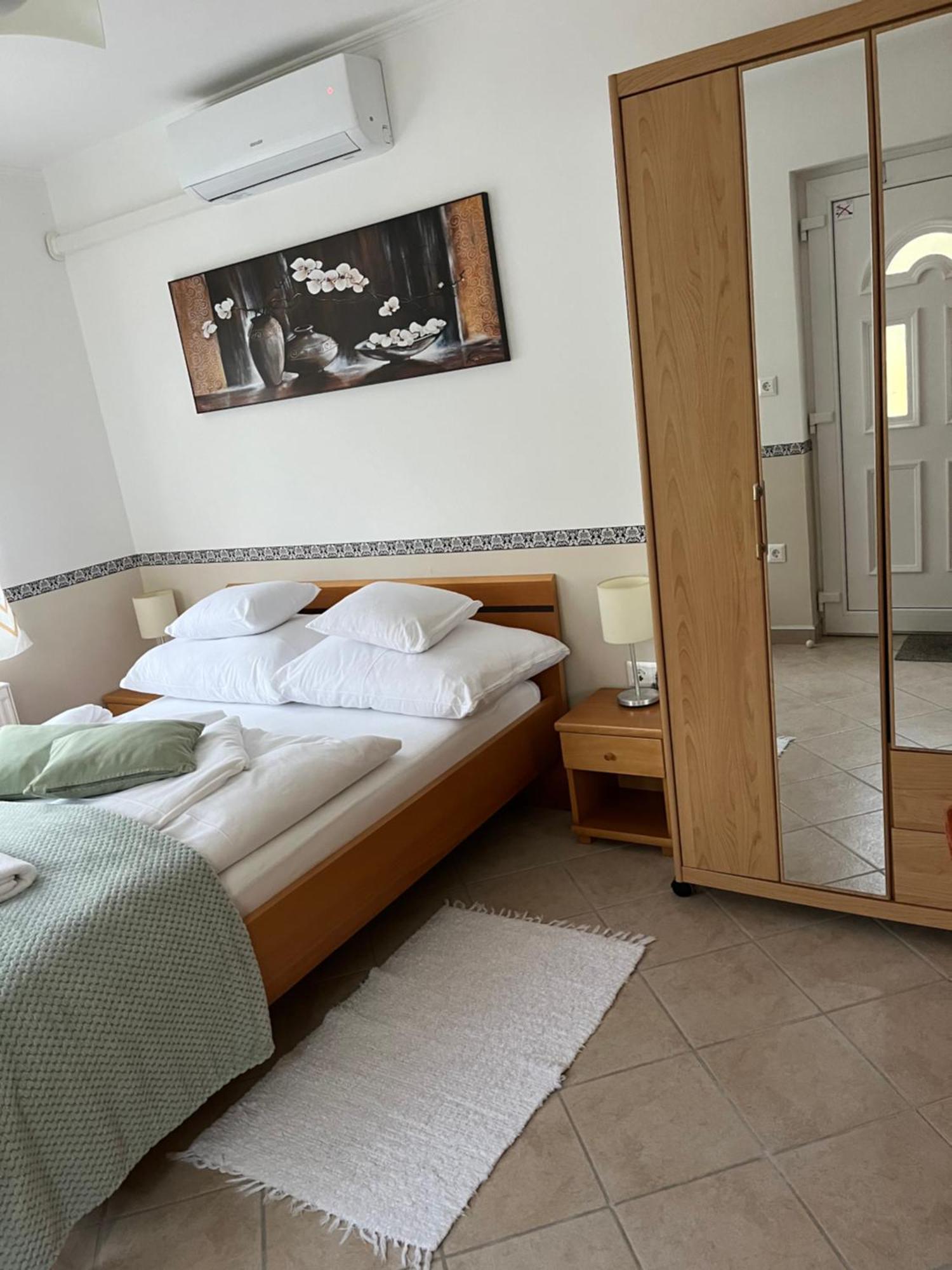 Réka Apartmanház Bük Esterno foto