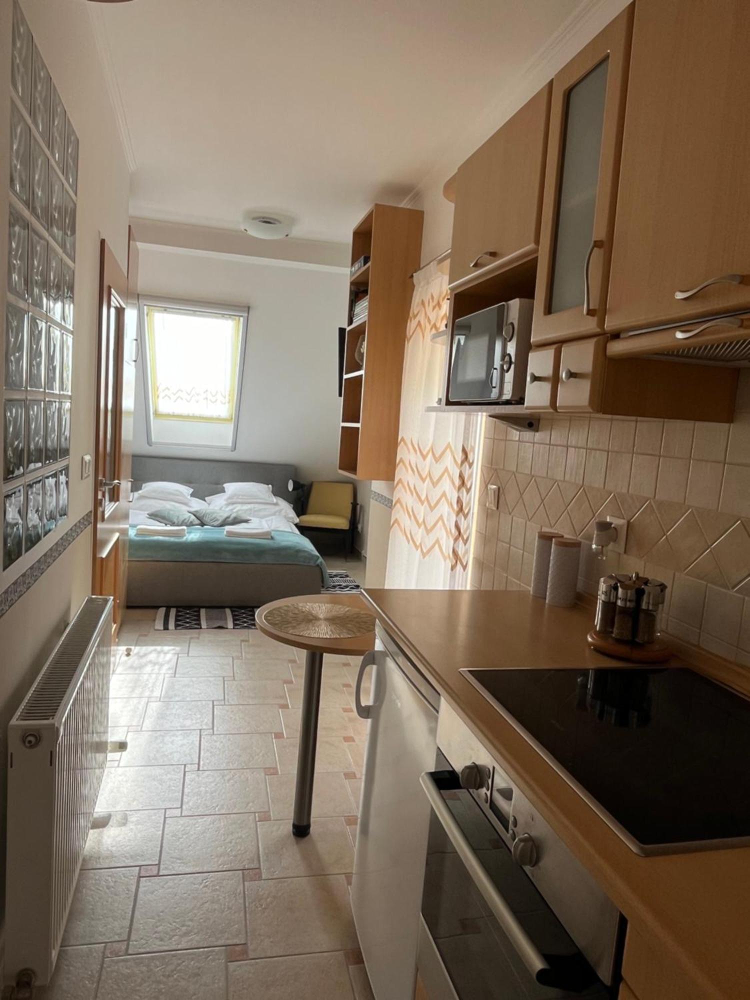 Réka Apartmanház Bük Esterno foto